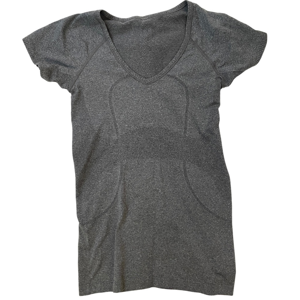 Lululemon Swiftly Tech V Neck T-Shirt | Workout top | Exercise s…